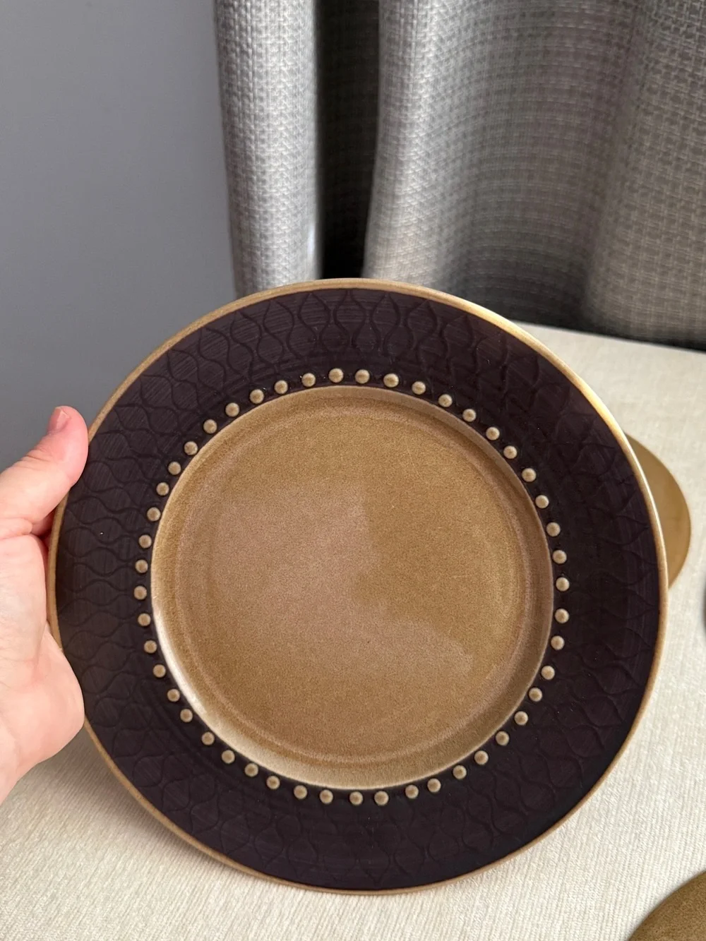 Franciscan Two-Tone Brown Stoneware Dinner Plates with Dotted Rim – Set of 4